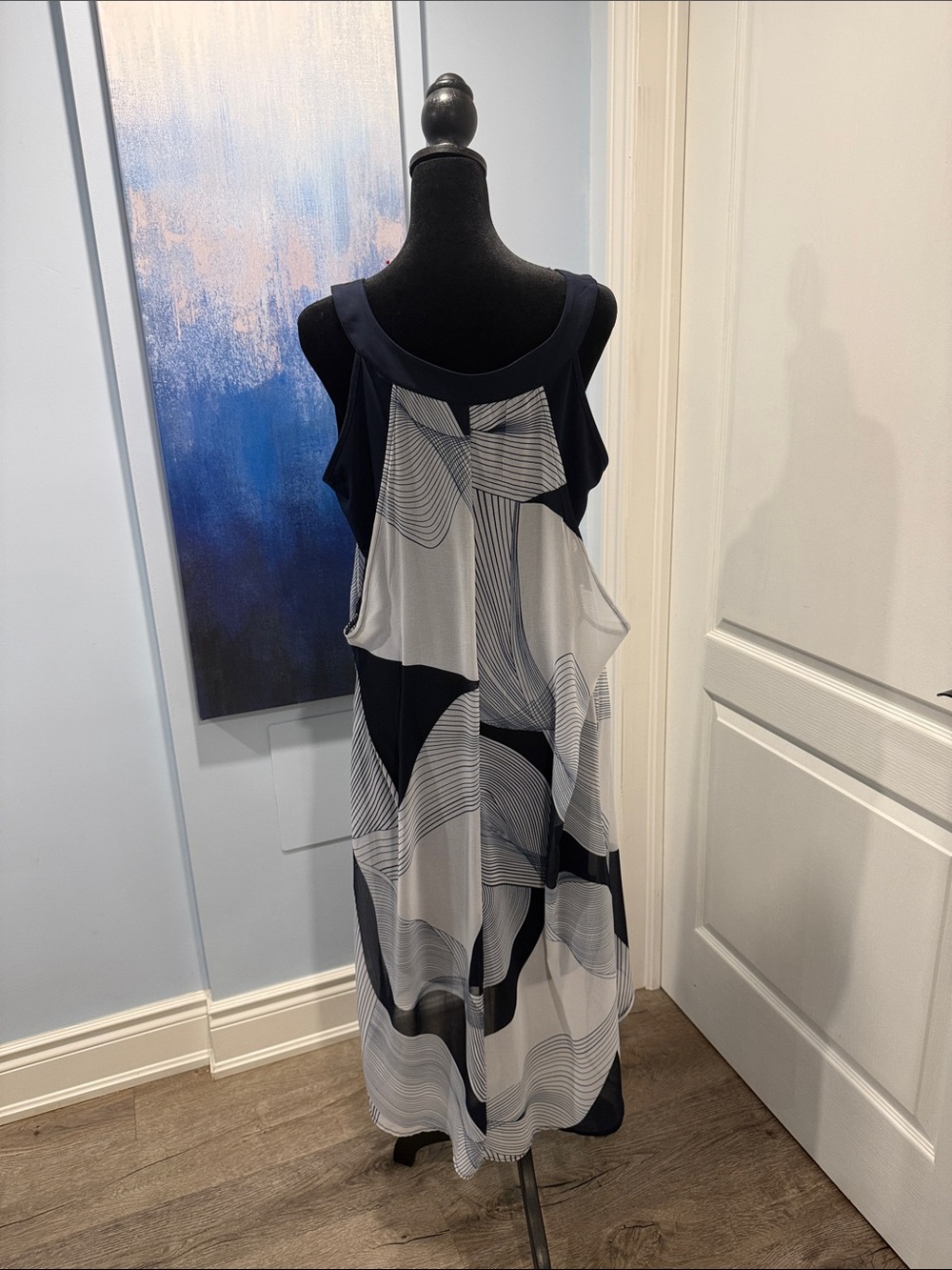 Buy 2 for 20$ ✌🏻 cleo Navy & White High-Low Geometric Dress - Picture 4 of 5